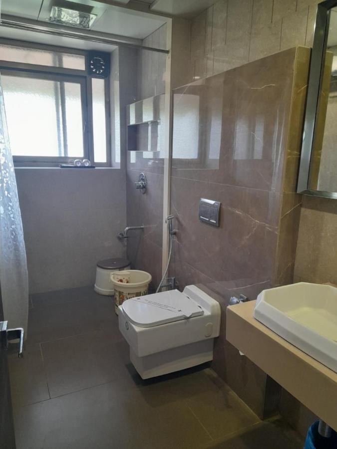 Hotel Mayur By Wb Inn Ulhāsnagar Εξωτερικό φωτογραφία